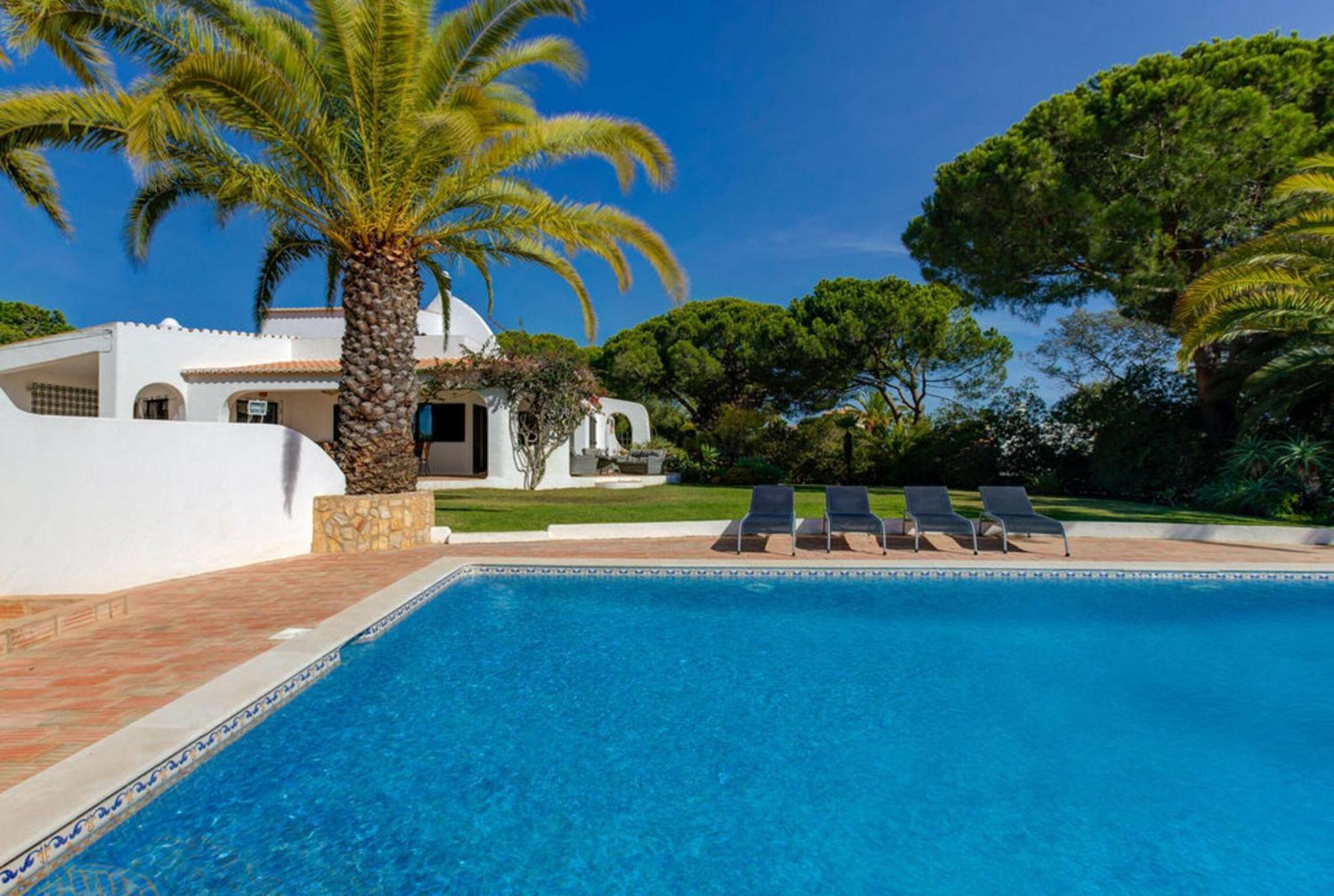Villa Barlavento - Stunning 4-Bedroom Villa With Tennis Court Carvoeiro  Dış mekan fotoğraf