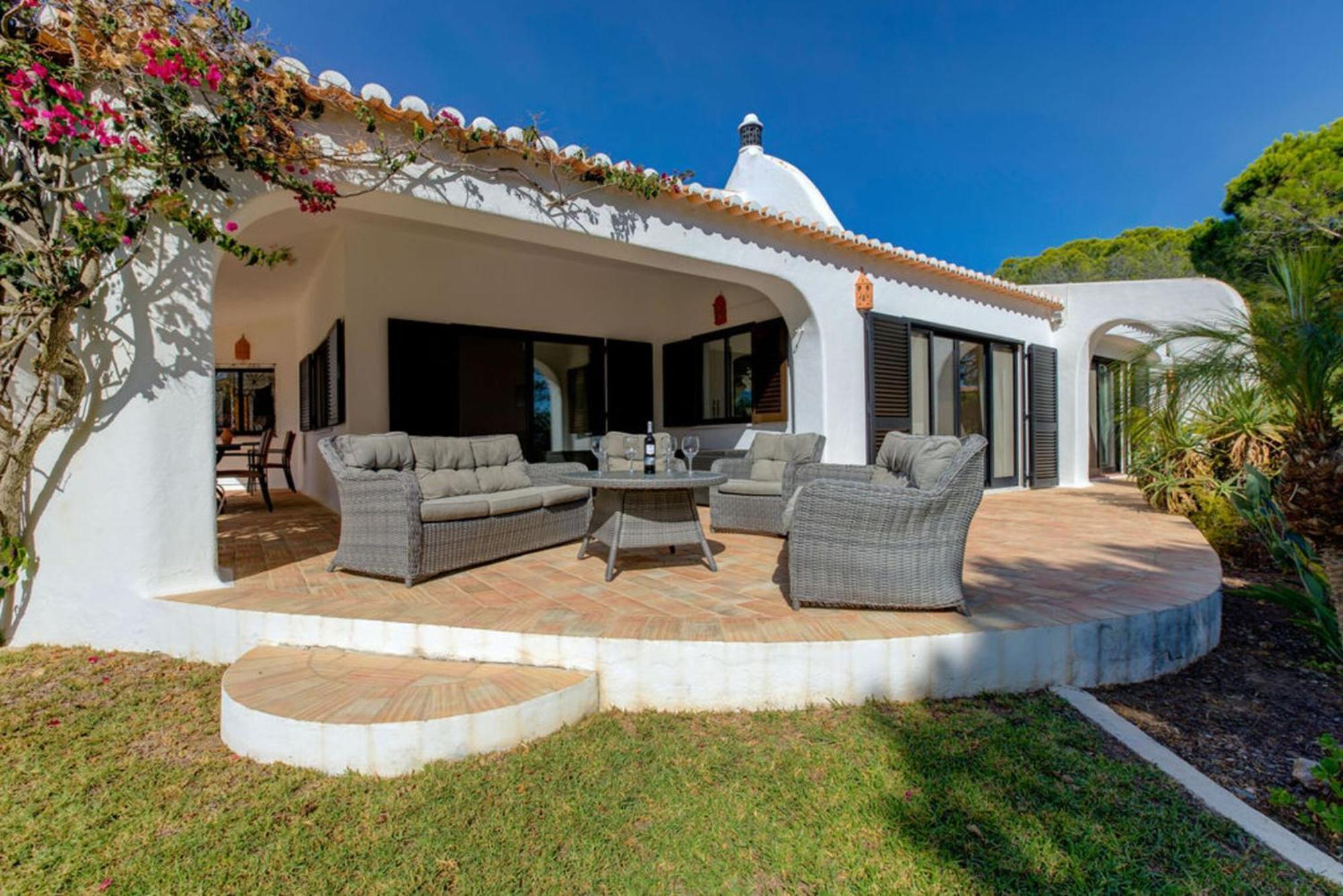 Villa Barlavento - Stunning 4-Bedroom Villa With Tennis Court Carvoeiro  Dış mekan fotoğraf