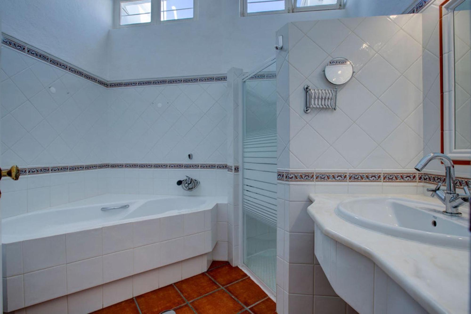 Villa Barlavento - Stunning 4-Bedroom Villa With Tennis Court Carvoeiro  Dış mekan fotoğraf
